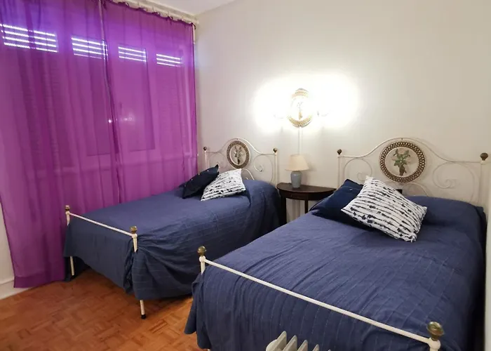 Apartment Da Rocha - Miramar T4 *